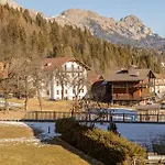 Elisa -